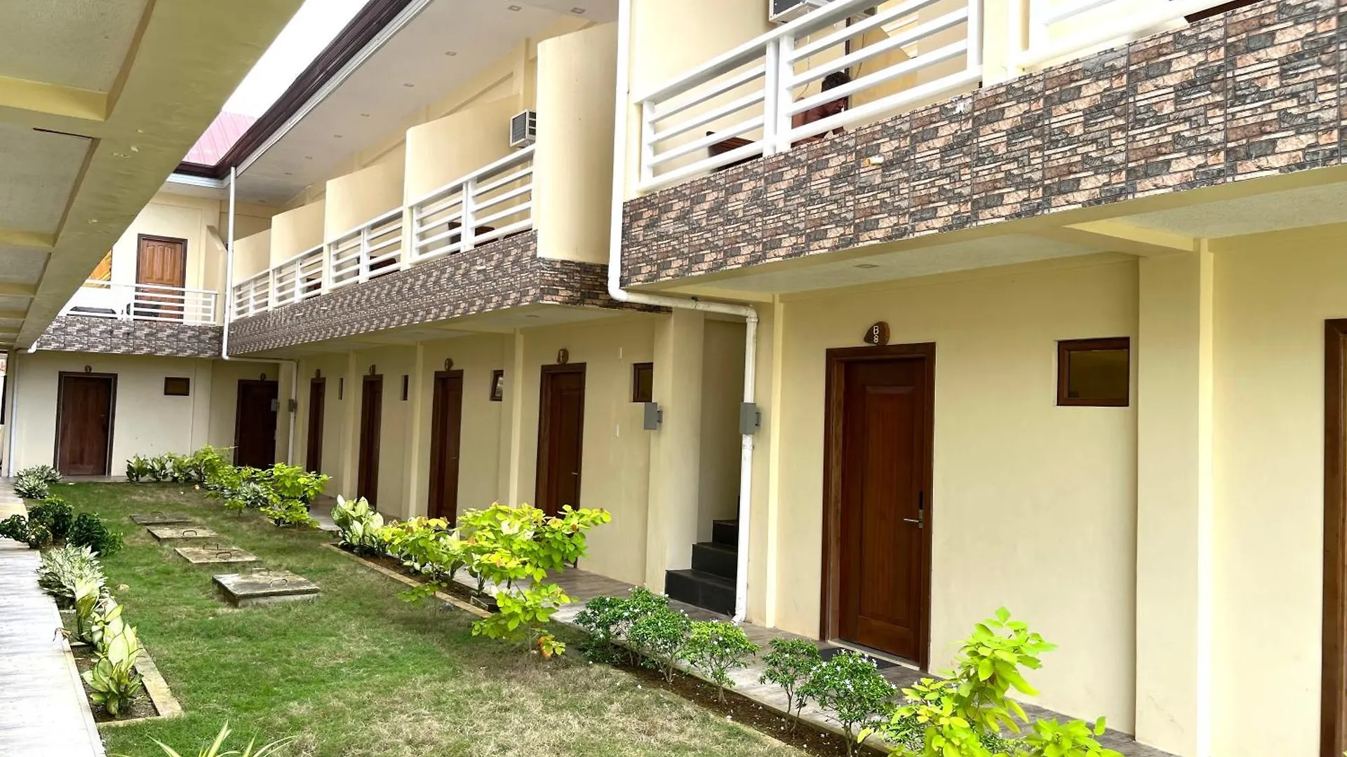 Hotel On Board Lifestyle Panglao Resort Room A8